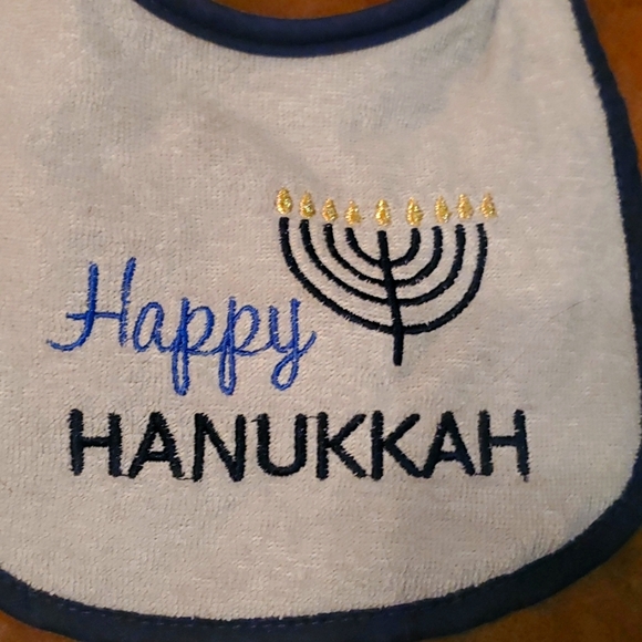 Bib - Picture 1 of 2